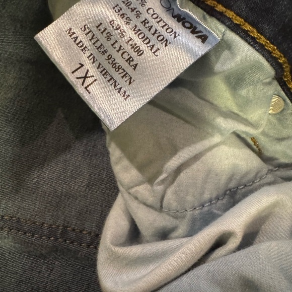 Fashion Nova Blue Skinny Distressed Jeans - Picture 10 of 12